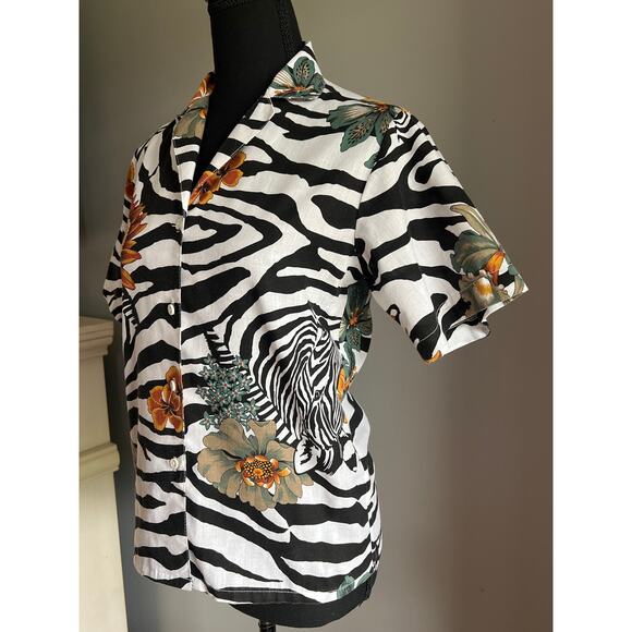 Vintage 1980s Jungle Animal Print Button-Up Shirt Avon Fashions Size Small 5/6 - Picture 2 of 6